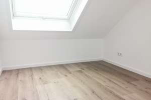 4 Raum- DG-Maisonette,  Fahrstuhl, kleine Galerie, hell und freundlich, Kü+Bad mit Fenster – Lohrstraße 12, 9113 Schloßchemnitz, Chemnitz – Vorschaubild 8