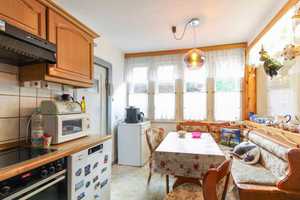 Bezugsfrei: Großes EFH + Bungalow und Pool auf großem Grundstück in gefragter Lage – Berlin – Vorschaubild 18
