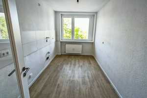 Frisch modernisiert! Ruhige & günstige 3-ZKB mit Balkon am Waldrand in Oberursel-Nord – Hochtaunuskreis – Vorschaubild 6
