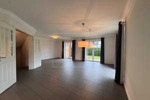 Moderne Doppelhaushälfte mit Garten und wohnlich ausgebautem Keller in ruhiger Lage von Pinneberg – Die vollständige Adresse der Immobilie erhältst du vom Anbieter., 25421 Pinneberg – Vorschaubild 7