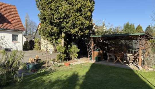Bild von Großzügiges und gepflegtes 10-Zimmer-Einfamilienhaus mit 2 Einliegerwohnungen und gepflegten Garten