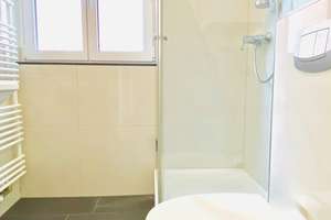 Property thumbnail 37