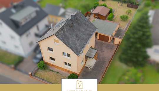 Bild von Ein-/ Zweifamilienhaus mit Garage, Gartenhütte auf weitläufigem Grundstück in netter Nachbarschaft