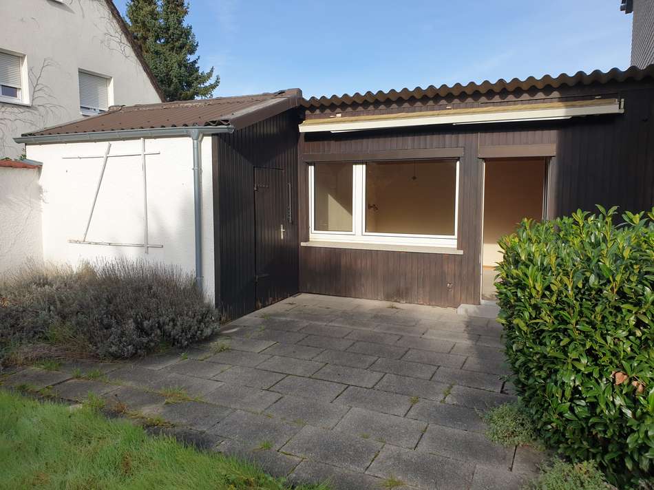 Anbaubereich mit Garage