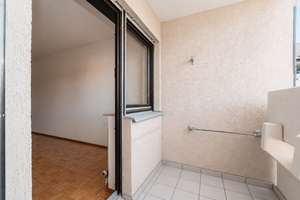 4-Zimmerwohnung mit 2 Loggien und Tiefgaragenstellplatz – Die vollständige Adresse der Immobilie erhältst du vom Anbieter., 68219 Rheinau, Mannheim – Vorschaubild 16