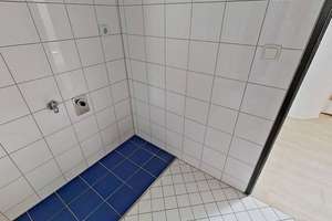 Die Blätter fallen, Ihre Mietkosten auch - Einziehen und 1 NKM sparen: Geräumige 4-Zimmer-Wohnung... – 39104 Altstadt, Magdeburg – Vorschaubild 12
