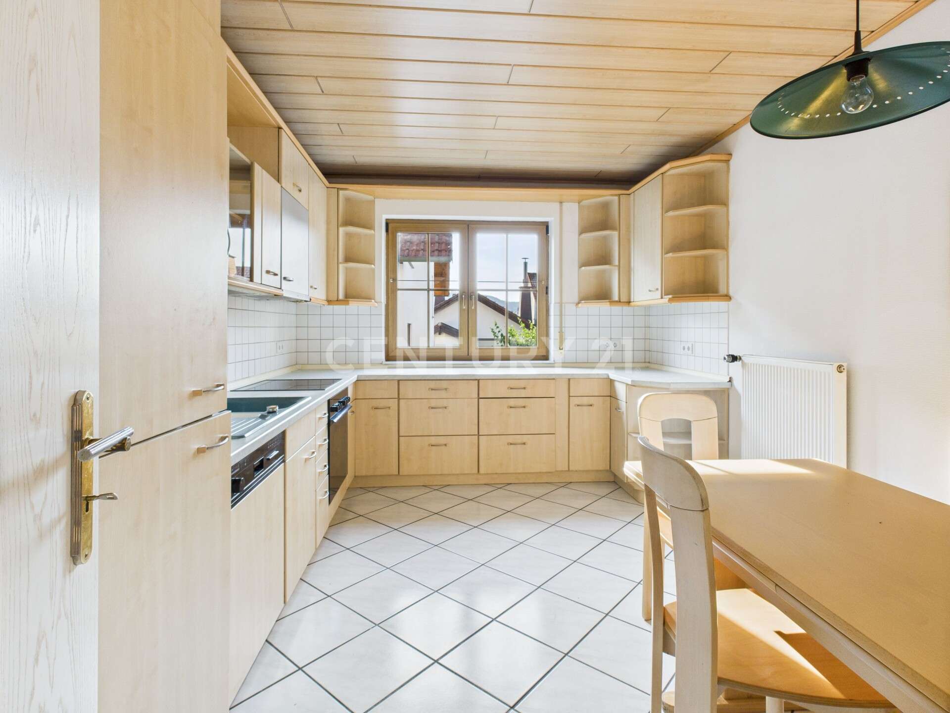 Immobilie in Höchst im Odenwald - Ihr Traumhaus mit viel Platz und atemberaubendem Odenwaldblick - Bild 1