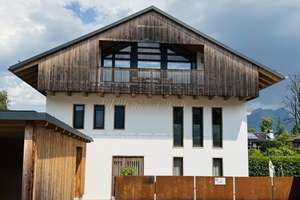 Modernes Mittelhaus mit Gartenanteil in familienfreundlicher Lage von Brannenburg – Rosenheimer Str. 72b, 83098 Brannenburg – Vorschaubild 1