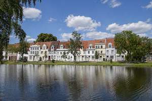 Mit malerischem Wasserblick! Stilvolles Altstadthaus in begehrter Wohnlage auf der Altstadtinsel! – Die vollständige Adresse der Immobilie erhältst du vom Anbieter., 23552 Innenstadt, Lübeck – Vorschaubild 19