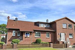 Familientraum mit zwei Wohneinheiten und Gartenidylle in Neindorf – Die vollständige Adresse der Immobilie erhältst du vom Anbieter., 38446 Neindorf, Wolfsburg – Vorschaubild 2