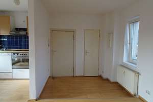 2-Zimmer Maisonette-Wohnung im 4. OG in Berlin-Friedrichshain, renovierungsbedürftig – Die vollständige Adresse der Immobilie erhältst du vom Anbieter., 10243 Friedrichshain, Berlin – Vorschaubild 2