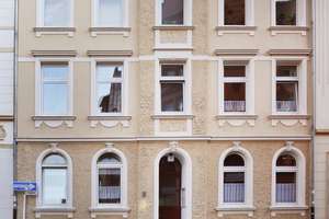 Wohnen mit Charakter: 2-Zimmer-Wohnung in Leverkusen-Wiesdorf