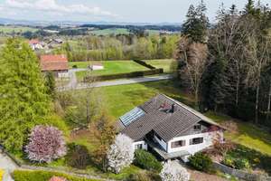 ++Top-Lage am Stadtrand (Passau):  Einladendes Haus mit zeitlosem Stil und flexibler Einlieger-WH – Die vollständige Adresse der Immobilie erhältst du vom Anbieter., 94113 Tiefenbach – Vorschaubild 3