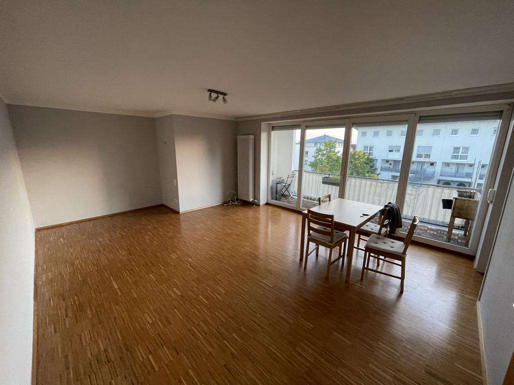 Immobilie in Biberach an der Riß - Attraktive 1-Zimmer-Wohnung mit heller Wohnatmosphäre und praktischer Raumaufteilung - Bild 0