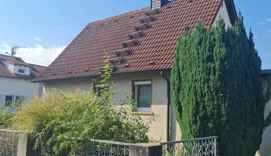 Bild von Charmantes Zweifamilienhaus in Toplage von Kriftel. PROVISIONSFREI