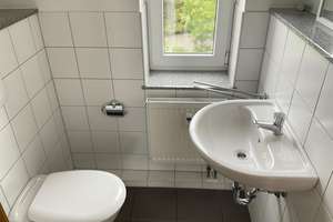 Hier sind die Nachbarn nett - große 3-Zimmerwohnung in Krefeld-Bockum – Am Badezentrum 11, 47800 Bockum, Krefeld – Vorschaubild 14