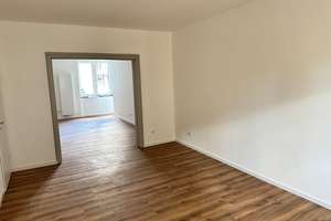 Helle, hochwertig sanierte 4-Zimmer-Altbauwohnung mit Balkon zum Garten – Dortmund-Mitte Ost – 44143 Kaiserbrunnen, Dortmund – Vorschaubild 2