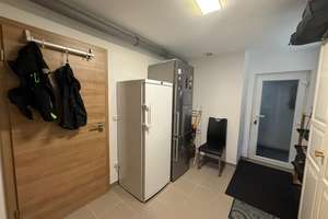 Gepflegtes Einfamilienhaus mit Keller und Doppelgarage in Burglengenfeld / Holzheim am Forst – Die vollständige Adresse der Immobilie erhältst du vom Anbieter., 93183 Holzheim am Forst – Vorschaubild 33
