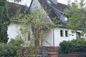 Charmantes Haus mit wundervollem Garten-Mitten in Isernhagen Süd