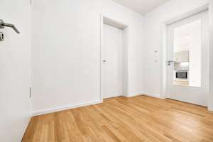Sonnige 3-Zimmer-Neubauwohnung mit großem Südbalkon & Tiefgarage in Karlshorst Lichtenberg – Georg-Klingenberg-Straße 18, 10318 Karlshorst, Berlin – Vorschaubild 8