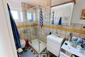 Moderne 3,5  Zimmer Wohnung mit Balkon & Stellplatz in Köln – Bezugsfrei nach Vereinbarung – Die vollständige Adresse der Immobilie erhältst du vom Anbieter., 50733 Nippes (Ortsteil), Köln – Vorschaubild 13