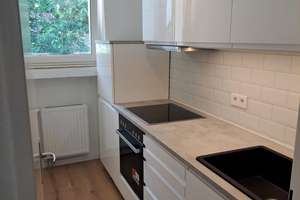 Neu renovierte 2 ZKDB Terasse, neue Einbauküche,  60 m²,  810 € +NK