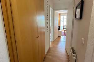 FESTPREIS: Ihr Rückzugsort auf Rügen – 2,5-Zimmer-Wohnung mit Balkon & Tiefgarage in Sellin – Mönchguterstraße 1, 18586 Sellin – Vorschaubild 3