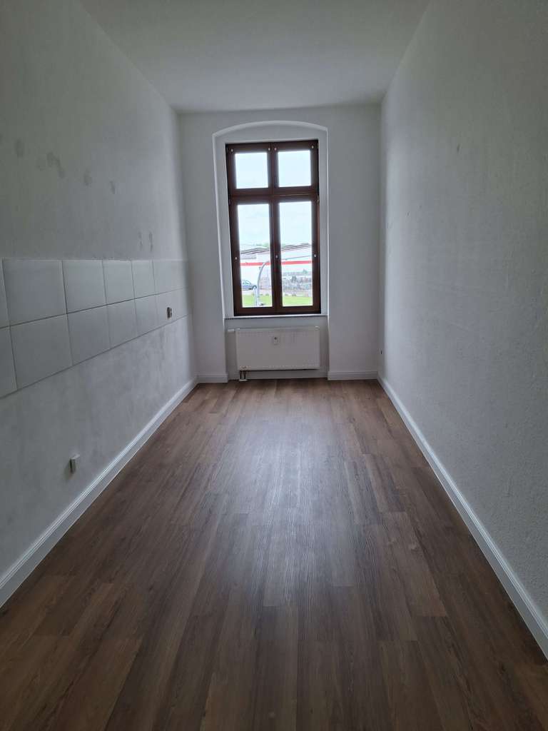 Helle neu sanierte 3 Raum Wohnung zu verkaufen