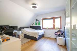 Modernisiertes Einfamilienhaus in Hamburg-Tonndorf — großzügig, durchdacht, ab sofort Ihr Zuhause!

 – Die vollständige Adresse der Immobilie erhältst du vom Anbieter., 22045 Tonndorf, Hamburg – Vorschaubild 31