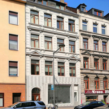 Stilvoller Südstadt-Altbau – Gepflegtes, saniertes Mehrfamilienhaus mit zehn Einheiten