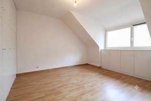 Helle 3-Zimmer-Wohnung mit schöner Aussicht – Sonnenbergstraße 109, 70184 Bopser, Stuttgart – Vorschaubild 3