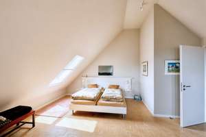 Edle Substanz, offenes Wohngefühl - aufwendig modernisierte Doppelhaushälfte – Die vollständige Adresse der Immobilie erhältst du vom Anbieter., 14109 Wannsee, Berlin – Vorschaubild 16