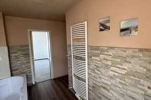 Property thumbnail 32