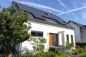 Exklusives Traumhaus in Köln - provisionsfrei zu verkaufen -  – Auf der Grenzkaul 3, 51143 Zündorf, Köln – Vorschaubild 3