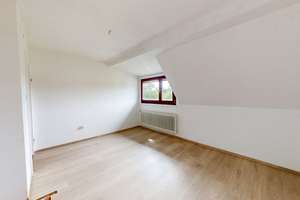 Platz für Ihr Familie - Ihr freistehendes Haus mit Potenzial in Unterweihersbuch – Die vollständige Adresse der Immobilie erhältst du vom Anbieter., 90547 Stein – Vorschaubild 14