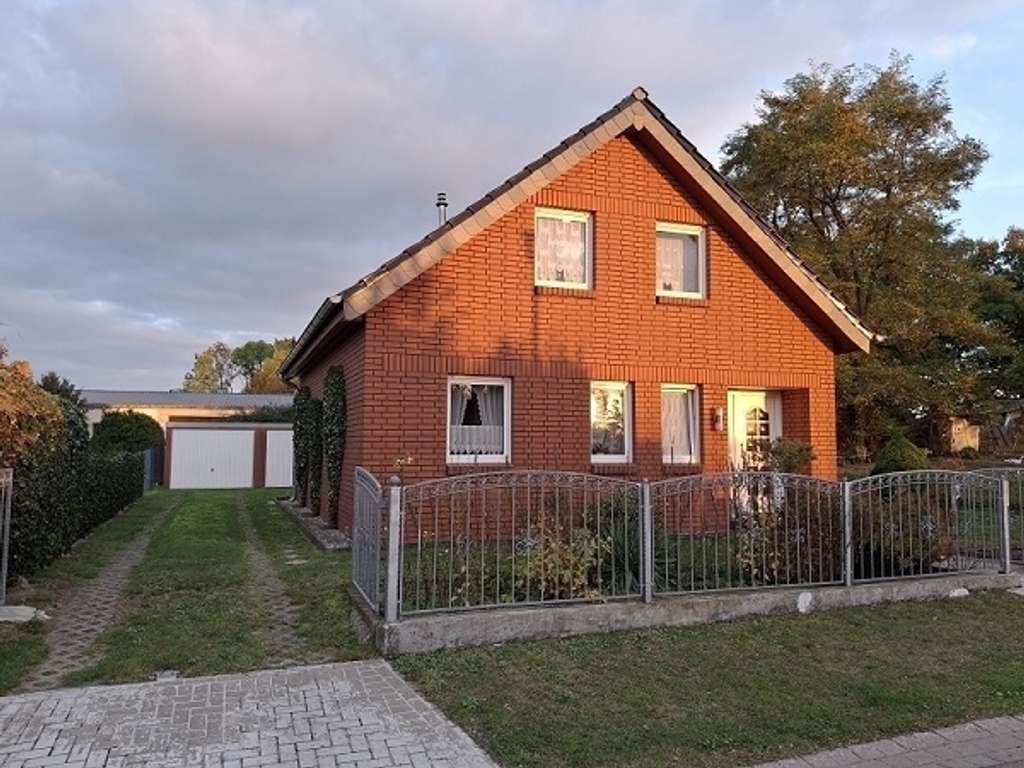 Immobilie in Bismark (Altmark) - Der Platz auf der Terrasse ist schon frei. - Bild 1