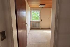 Freistehendes Einfamilienhaus, großer Garten, ELW, von privat  – Sonnenhalde 26, 73061 Ebersbach an der Fils – Vorschaubild 14