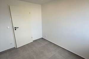 Property thumbnail 18