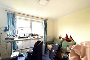 Lübeck-St. Lorenz - Vermietete 3-Zimmer-Wohnung mit Balkon und Stellplatz in guter Lage ... – Die vollständige Adresse der Immobilie erhältst du vom Anbieter., 23566 Sankt Gertrud, Lübeck – Vorschaubild 8