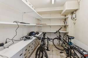 Bremen - Schwachhausen I Luxus Wohnung mit Kamin, Garten und Garage – Die vollständige Adresse der Immobilie erhältst du vom Anbieter., 28213 Radio Bremen, Bremen – Vorschaubild 13
