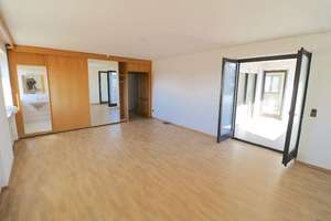 Sehr gepflegtes Einfamilienhaus, 2 Einliegerwohnungen, großes Grundstück und viel Nutzungspotenzial – Die vollständige Adresse der Immobilie erhältst du vom Anbieter., 84149 Velden – Vorschaubild 10
