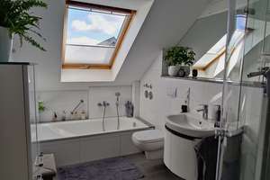 Maisonette-Wohnung BJ 2007  91 m² / Süd-Balkon / Fußbodenheizung / Garage / Wallbox / Provisionsfrei – Die vollständige Adresse der Immobilie erhältst du vom Anbieter., 41199 Odenkirchen-Mitte, Mönchengladbach – Vorschaubild 8