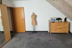 Gepflegtes 4,5-Zimmer-Reiheneckhaus in Landshut Moniberg/Vogelherd – Am Mitterfeld 44c, 84028 Landshut – Vorschaubild 12