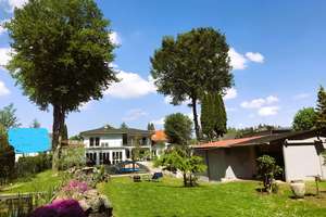 Sonniges Haus mit ELW auf Traumgrundstück – Die vollständige Adresse der Immobilie erhältst du vom Anbieter., 81827 Waldtrudering, München – Vorschaubild 2