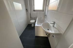 Frisch renovierte 2 Zimmer-Wohnung mit Balkon und modernisiertem Tageslichtbad mit Wanne – Mozartstr. 11, 23556 Sankt Lorenz Nord, Lübeck – Vorschaubild 21