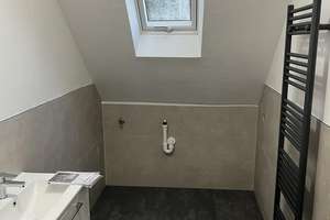 Dachgeschosswohnung mit Balkon und neu saniertem Badezimmer – Auf der Adt 10, 66130 Brebach-Fechingen, Saarbrücken – Vorschaubild 11