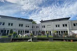 SOFORT BEZUGSFREIES RMH MIT EBK, TERRASSE UND TG-STELLPLATZ AM GALGENBERG – Die vollständige Adresse der Immobilie erhältst du vom Anbieter., 89077 Weststadt, Ulm – Vorschaubild 2