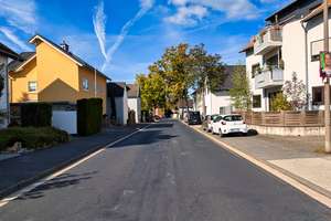 Werbewirksames Wohn-/ Geschäftshaus zzgl.  Einfamilienhaus mit zwei Garagen in Niederholtorf! – Die vollständige Adresse der Immobilie erhältst du vom Anbieter., 53229 Holtorf, Bonn – Vorschaubild 4