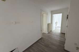 4-Zimmer-Wohnung mit 2 Balkonen – Potenzial für individuelle Wohnträume *renovierungsbedürftig* – Am Heerbusch 12, 44894 Werne, Bochum – Vorschaubild 2