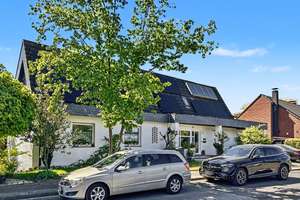 Freistehendes Zweifamilienhaus in ruhiger Lage von Moers – Die vollständige Adresse der Immobilie erhältst du vom Anbieter., 47447 Kapellen, Moers – Vorschaubild 1